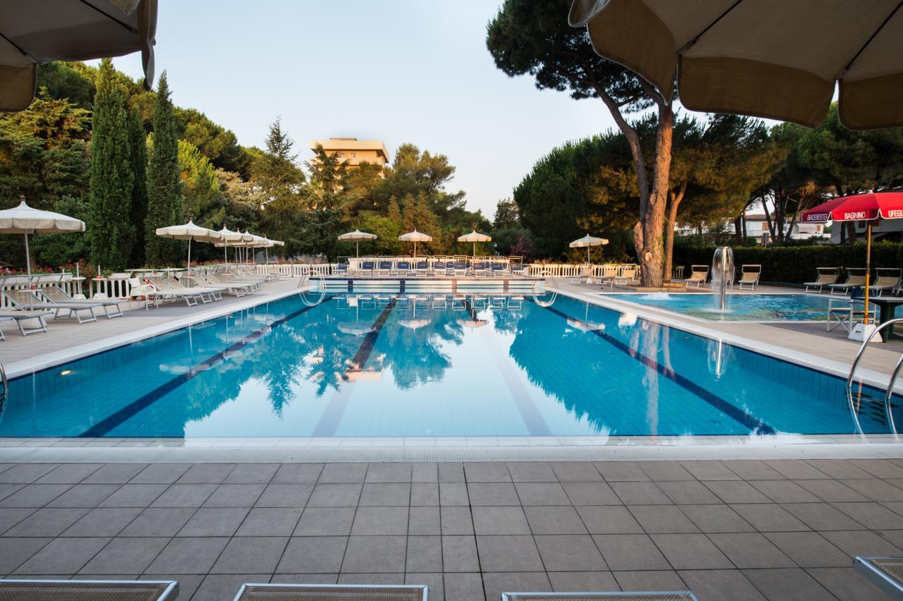 Park Hotel Marinetta Marina Di Bibbona Esterno foto
